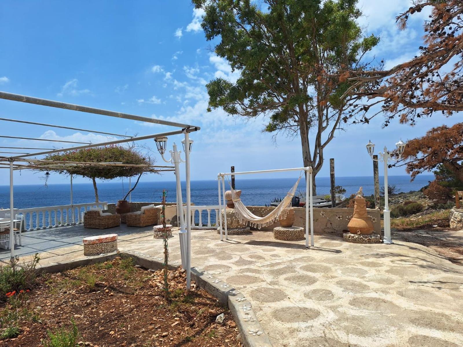 Апарт отель Kathys Island Retreat Adia Экстерьер фото