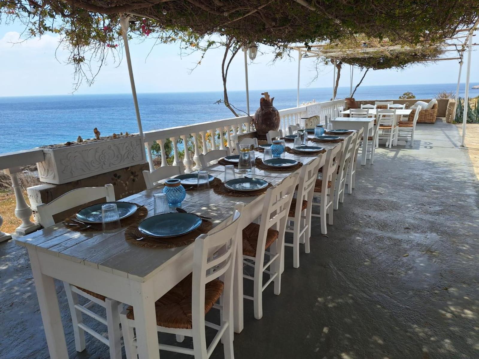 Апарт отель Kathys Island Retreat Adia Экстерьер фото