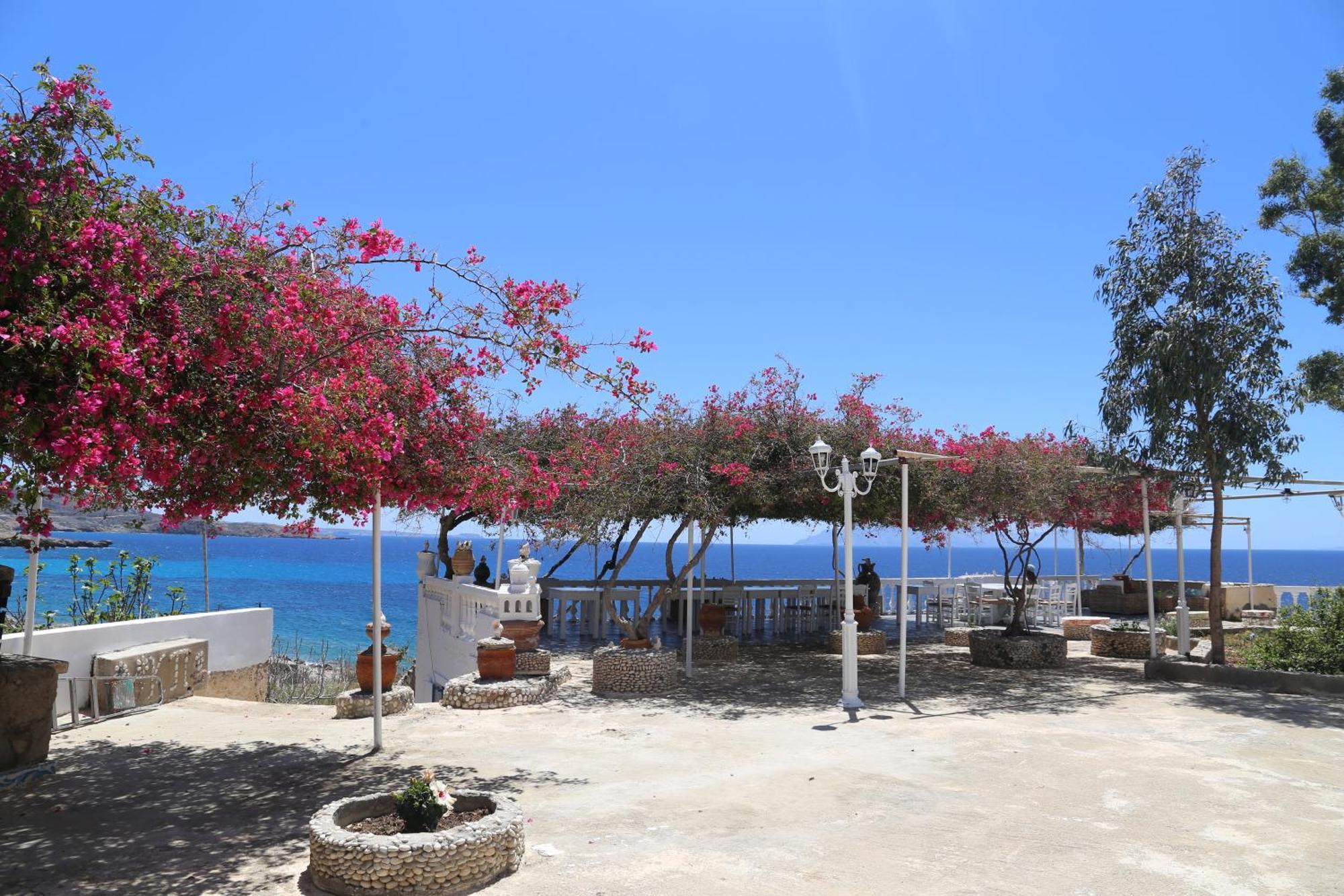 Апарт отель Kathys Island Retreat Adia Экстерьер фото